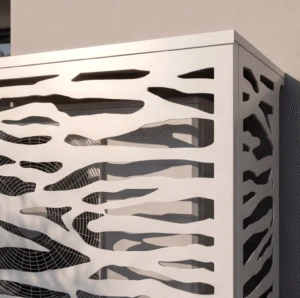 Jungle 3 Outdoor air-conditioning cover, wall-mounted, Jungle motif, pure white finish.