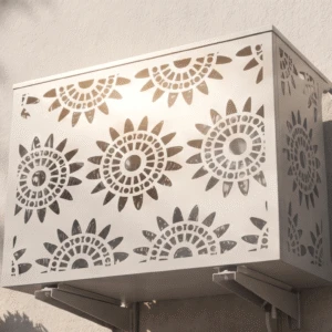 Cache climatiseur extérieur, fixation murale au motif Bloom, finition gris clair.