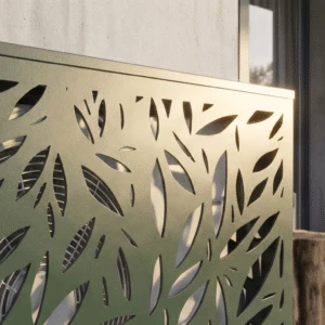 Olivio vue 3 Cache climatiseur extérieur, fixation murale au motif Olivio, finition vert mousse.