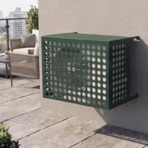 Perfora vue 4 Cache climatiseur extérieur, fixation murale au motif Perfora, finition vert mousse.