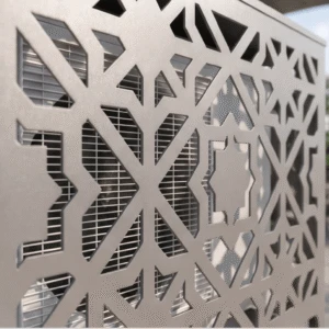 zelligue sol 2 Cache climatiseur extérieur, fixation murale au motif Zelligue, finition Gris aluminium.